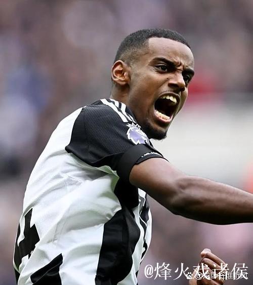 斯基拉:纽卡不想听关于伊萨克的报价,但利物浦还在努力 斯基拉:纽卡不想听关于伊萨克的报价,但利物浦还在努力