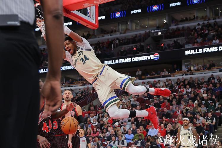 字母哥复出29+8罗林斯20分 雄鹿客场险胜公牛 字母哥复出29+8罗林斯20分 雄鹿客场险胜公牛