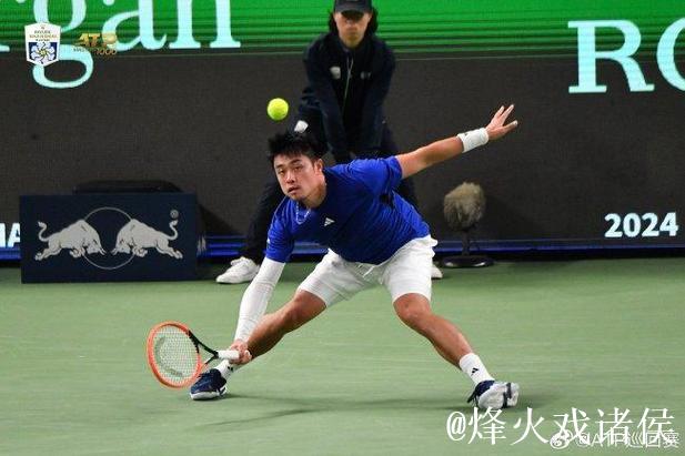 上海大师赛吴易昺止步32强 周意2场比赛再被延期 上海大师赛吴易昺止步32强 周意2场比赛再被延期